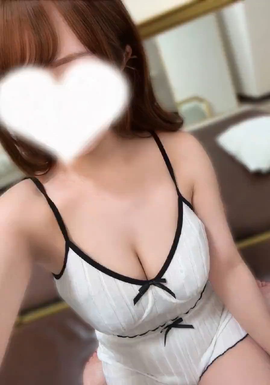 「思わず目を奪われる華やかなルックスと、 抜群のスタイルを兼ね備えたキレカワ美女✨」06/23(火) 21:14 | 月宮せりなの写メ