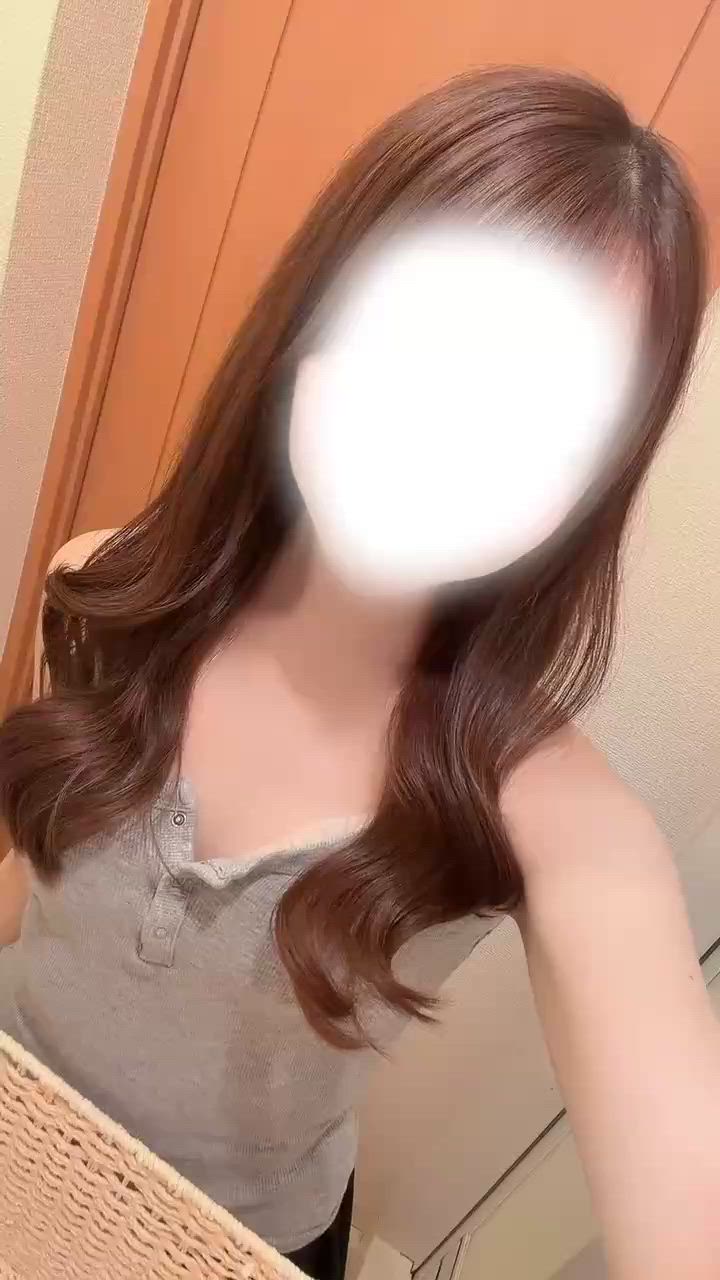 「「こんな女の子に会いたかった！」という 気持ちに応えてくれる朝比奈まいちゃん！  ぜひ彼女の天使のような微笑みと これから磨かれていく施術をお楽しみください！」08/08(土) 13:35 | 朝比奈まいの写メ